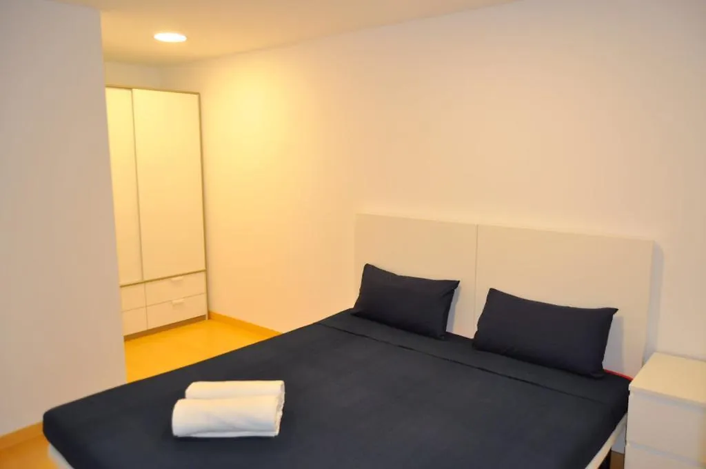 شقة Apartamento Barcelona Llivia 0*,  إسبانيا
